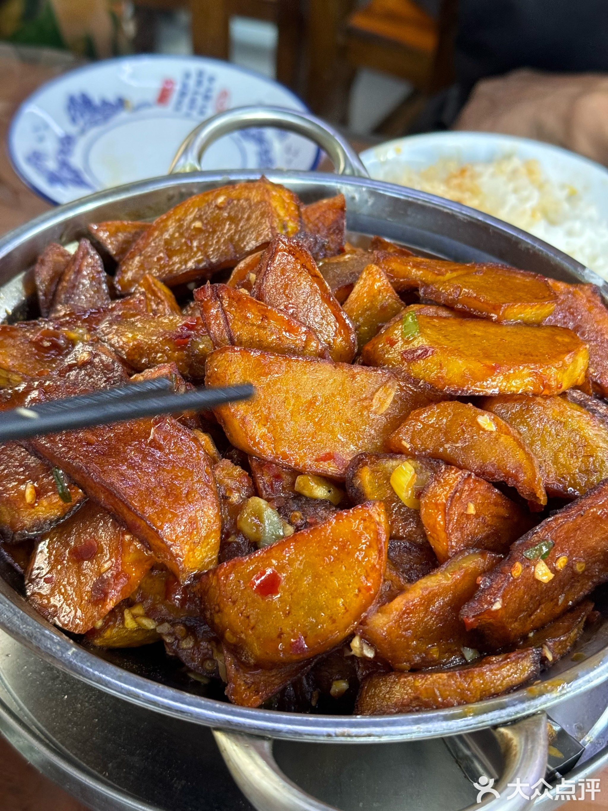 香华东北特色饭庄(丹州小区店)