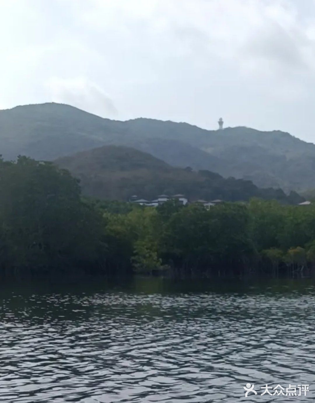 鲸星桨板营地