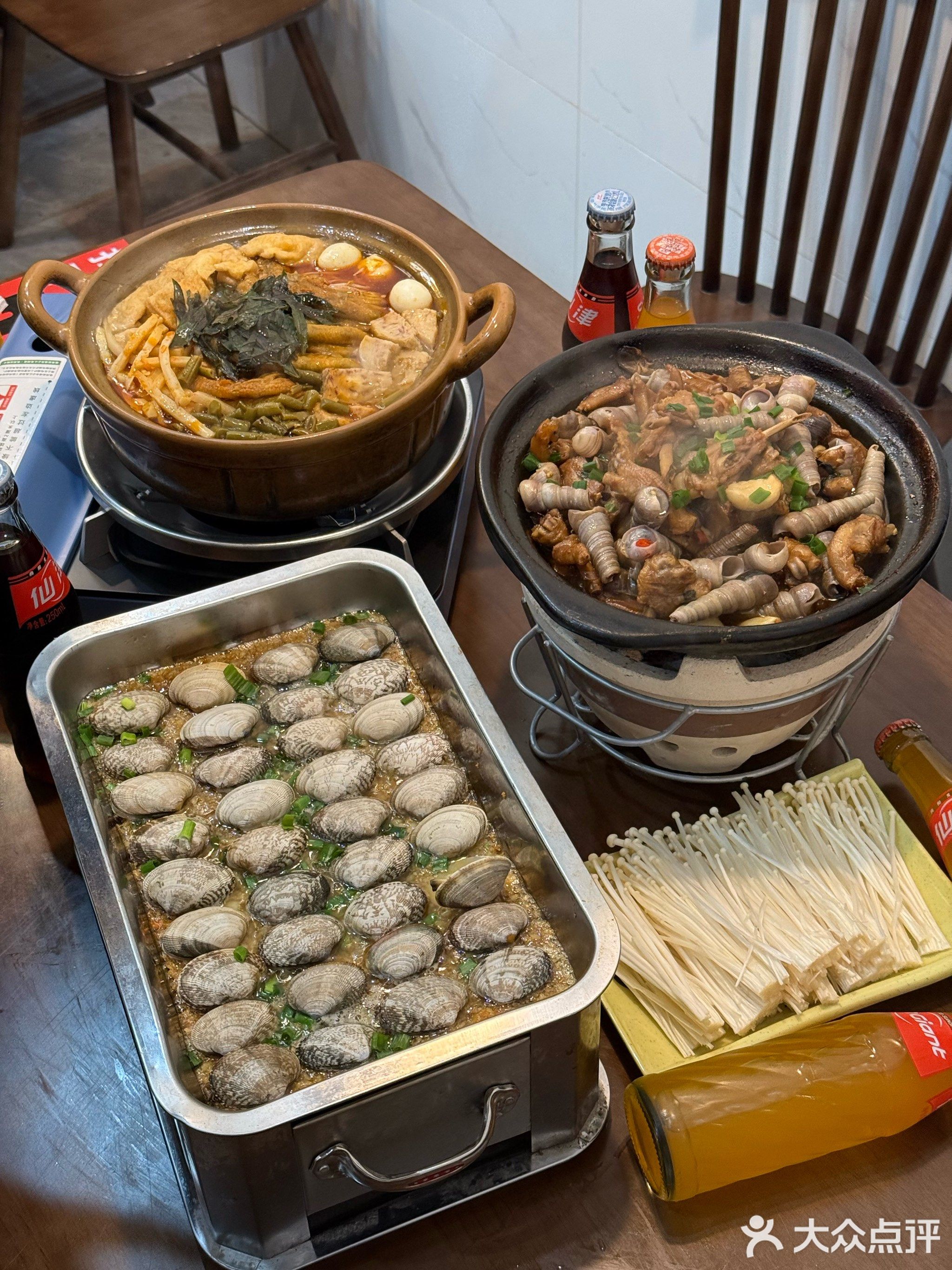 煲爪爪田螺鸭脚煲