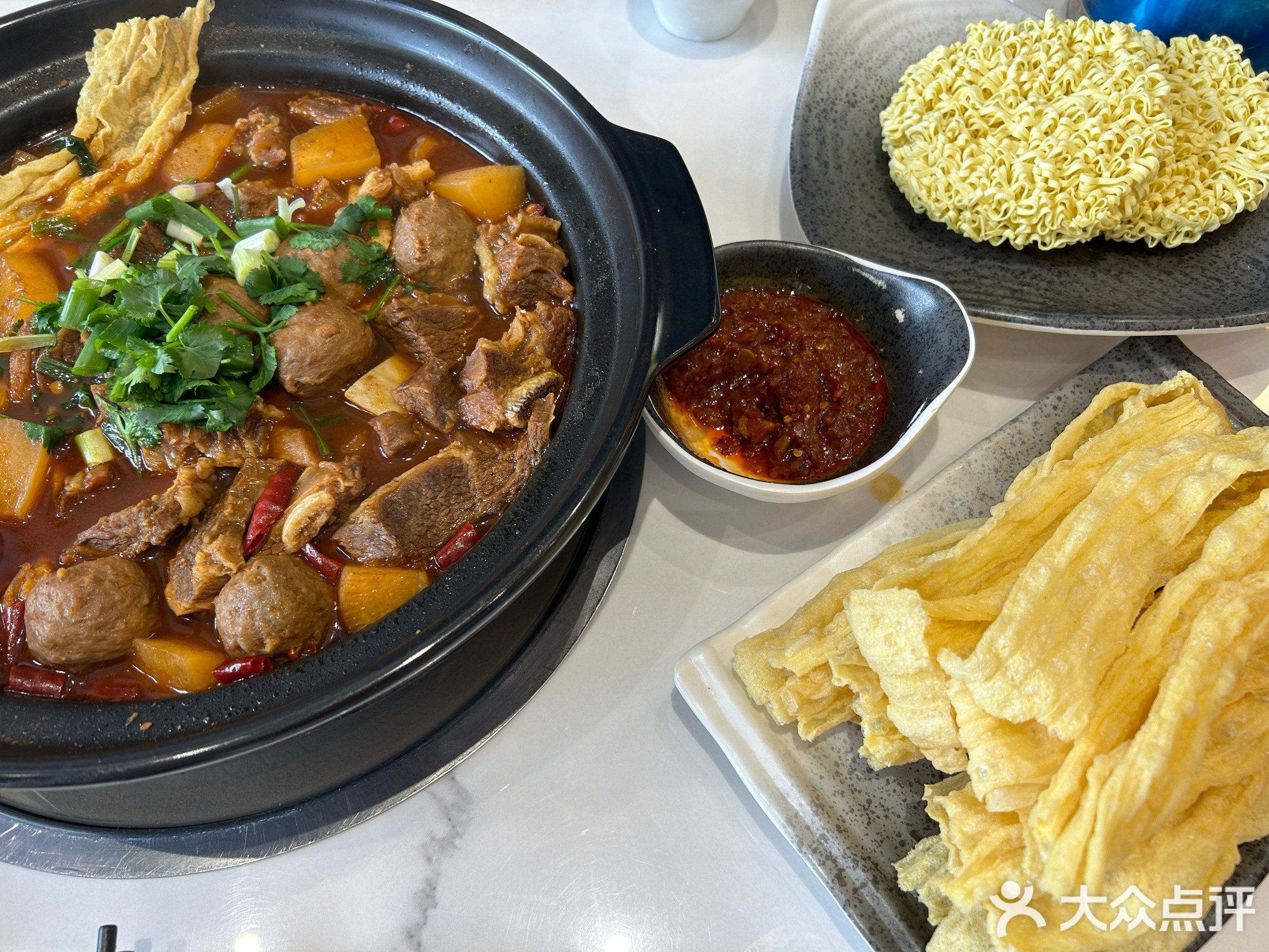 馋牛·牛排牛尾一锅香(横琴购店)