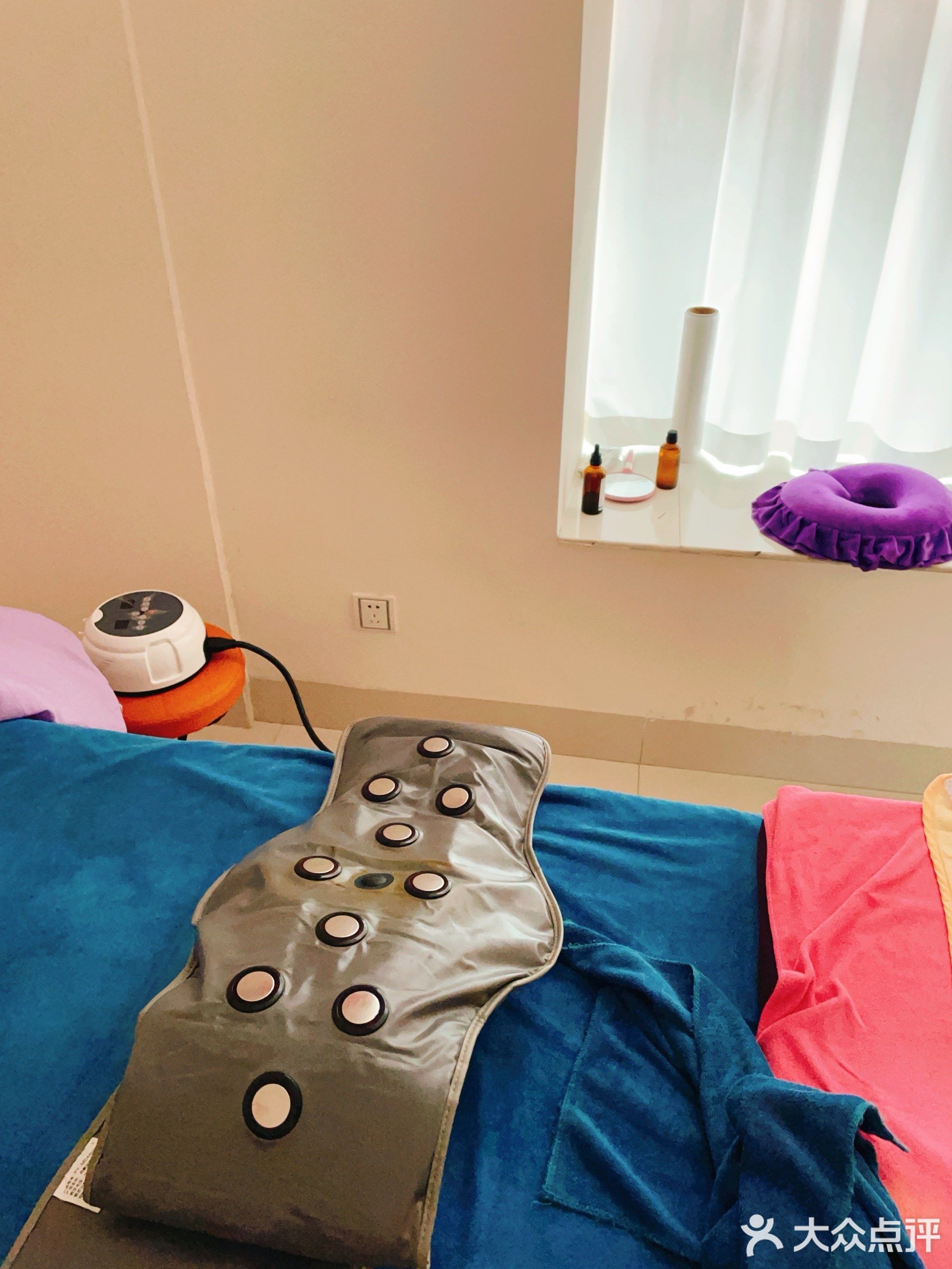 嘉年华美容养生头疗馆