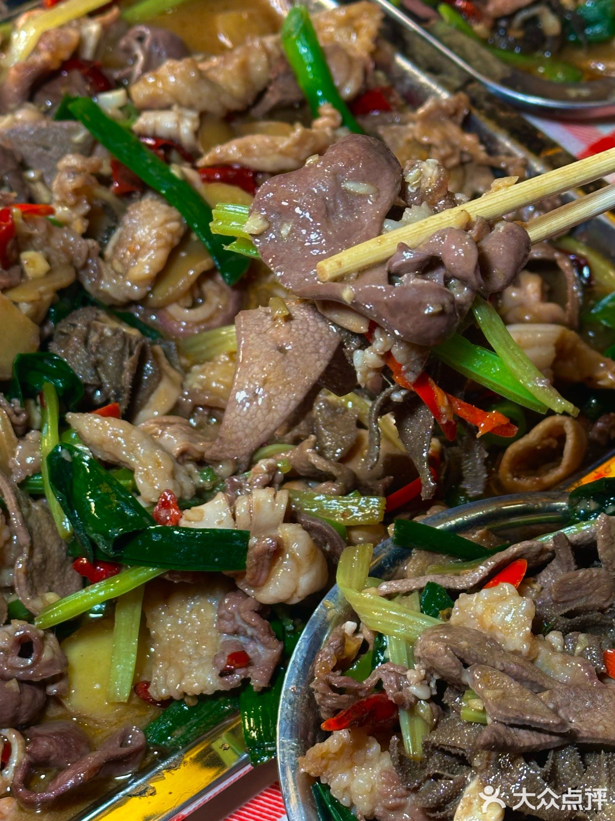 通赢大排档·爆炒生料(防城店)