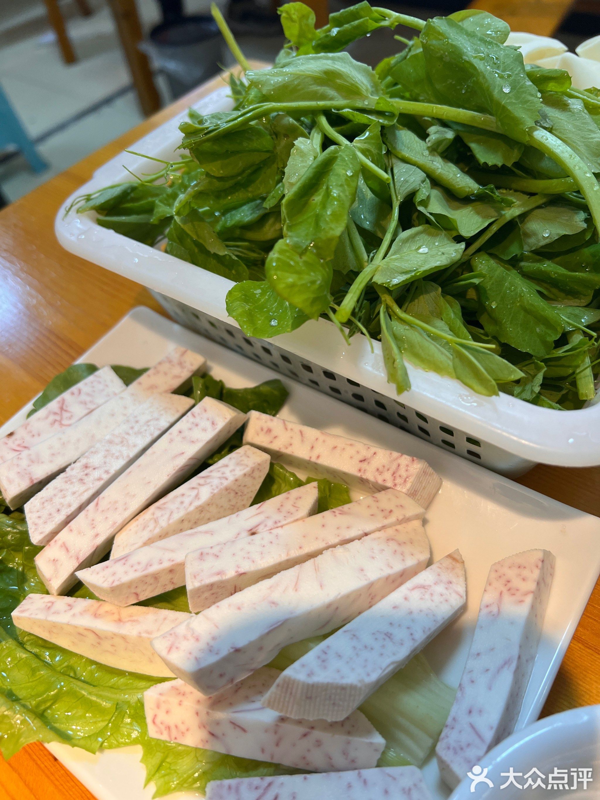 五嬢猪肚鸡·脆皮鸡养生汤锅(交通路店)