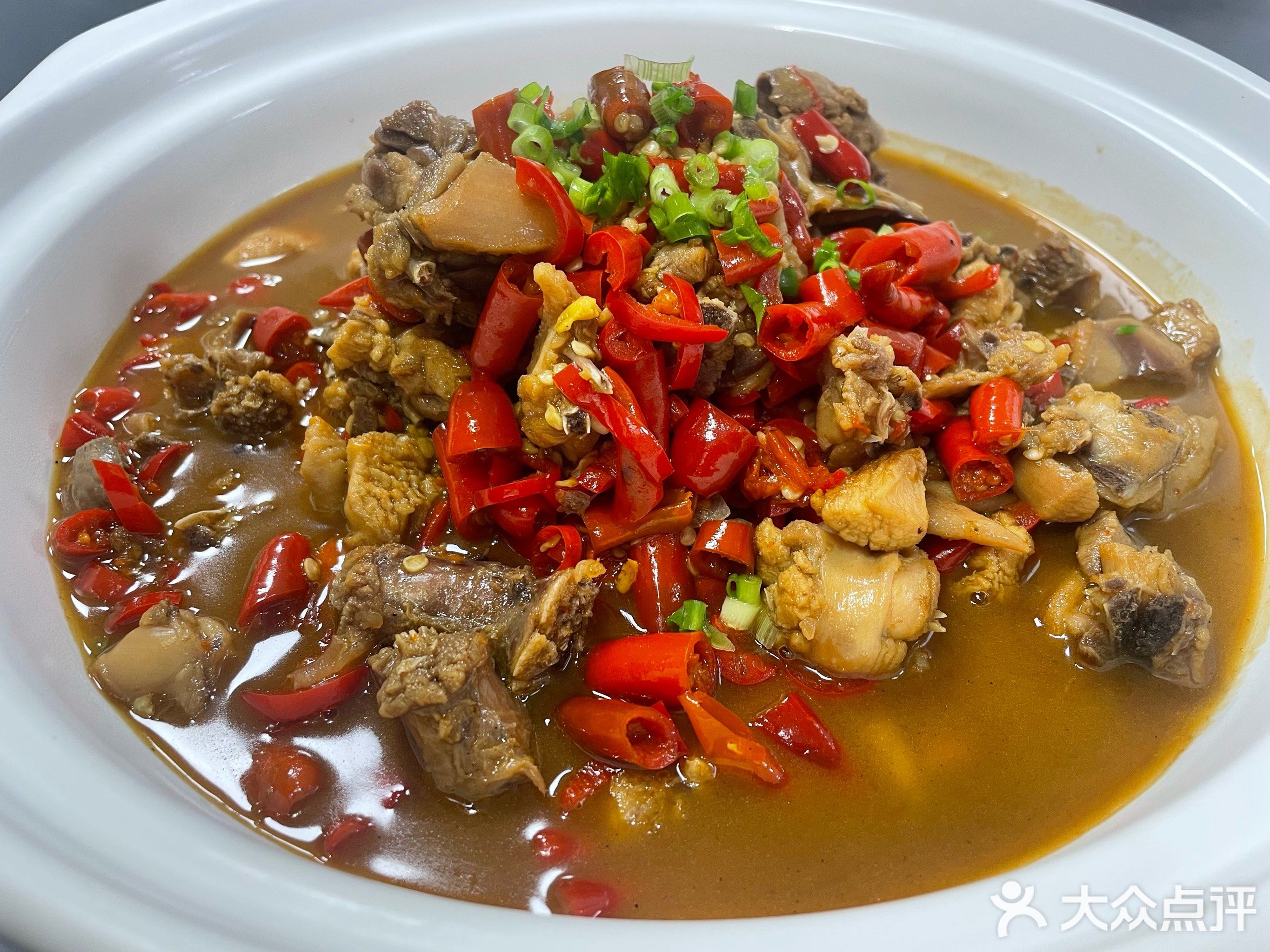 家湘味道·铁板清水鱼·东北烧烤·湘菜小炒(滨涯店)