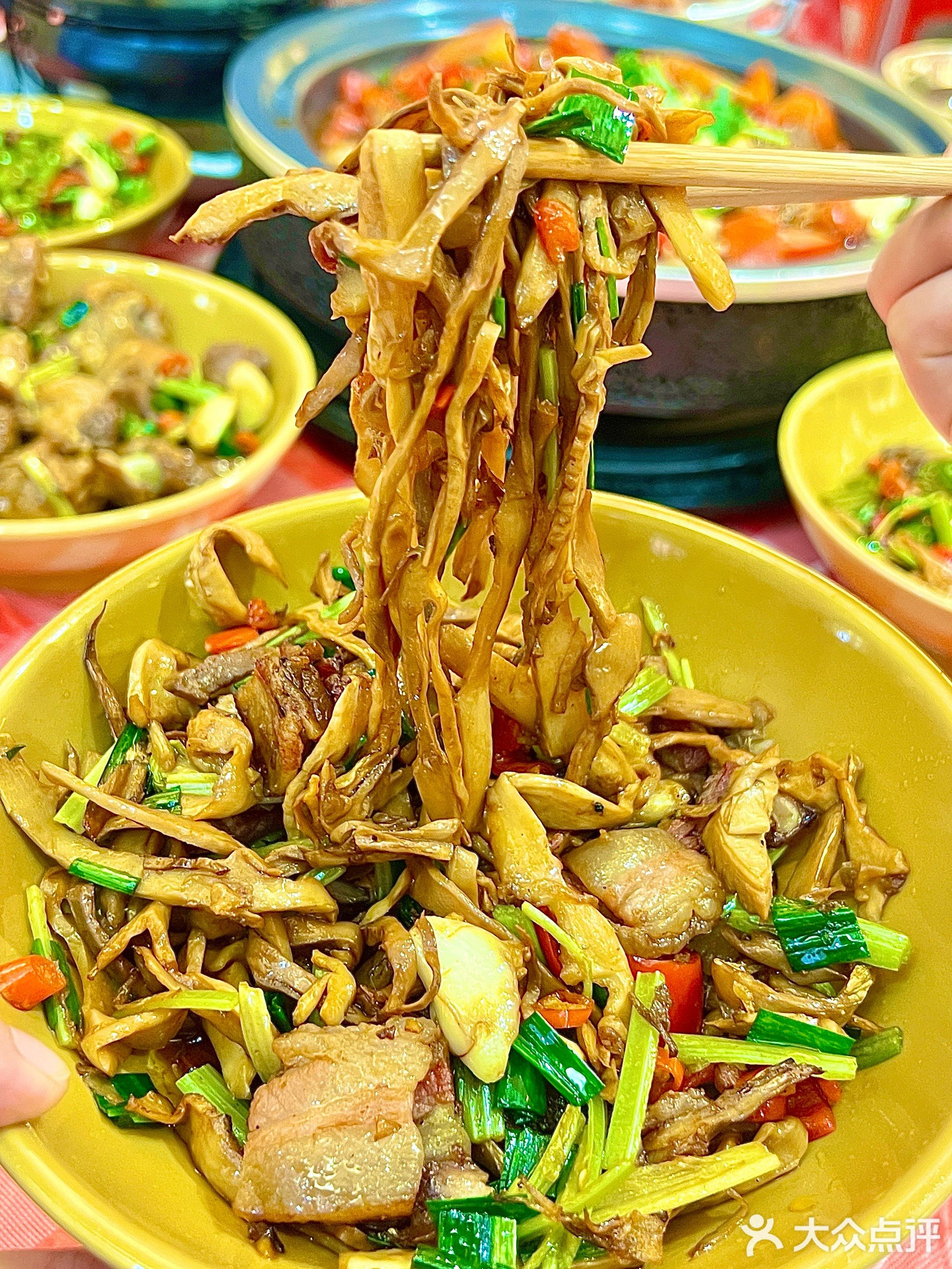 魚上魚·小菜一碟(美林街店)