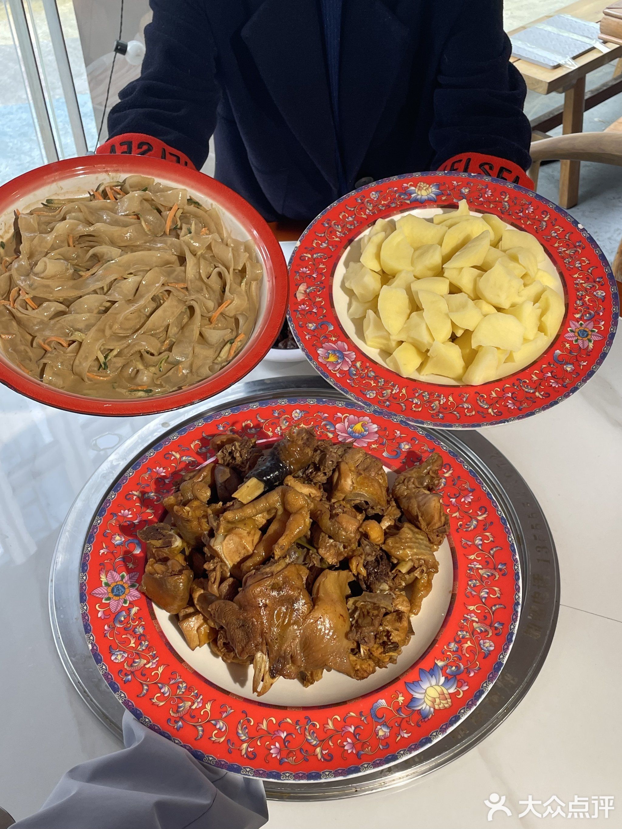 筷相约东北菜馆·铁锅炖东北烧烤