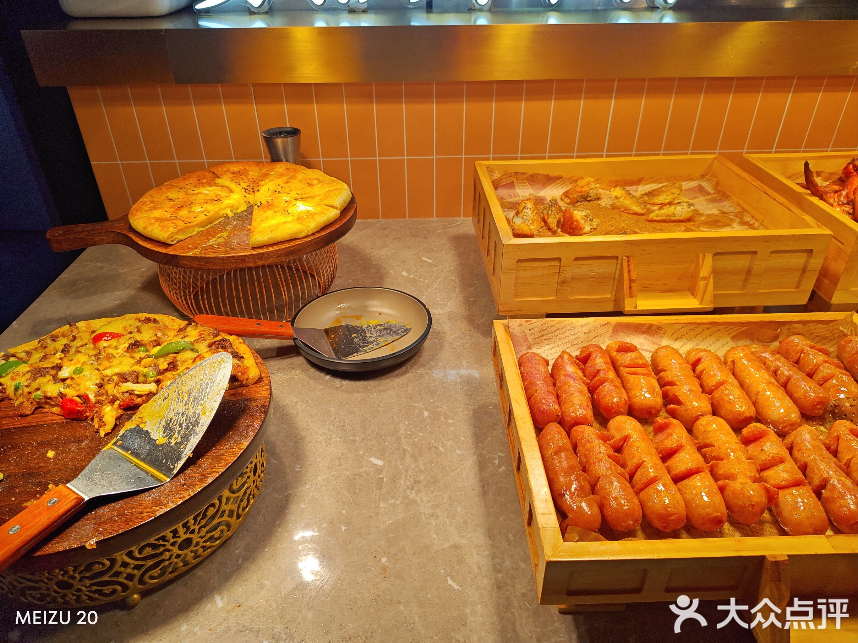 国牛尚品安格斯鲜切牛肉自助火锅(万达广场店)