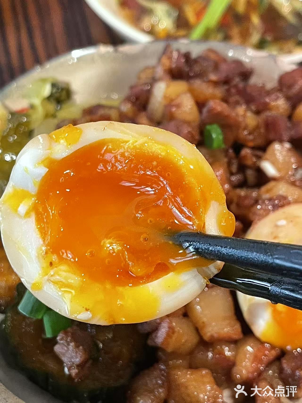 邻珑·街头餐室