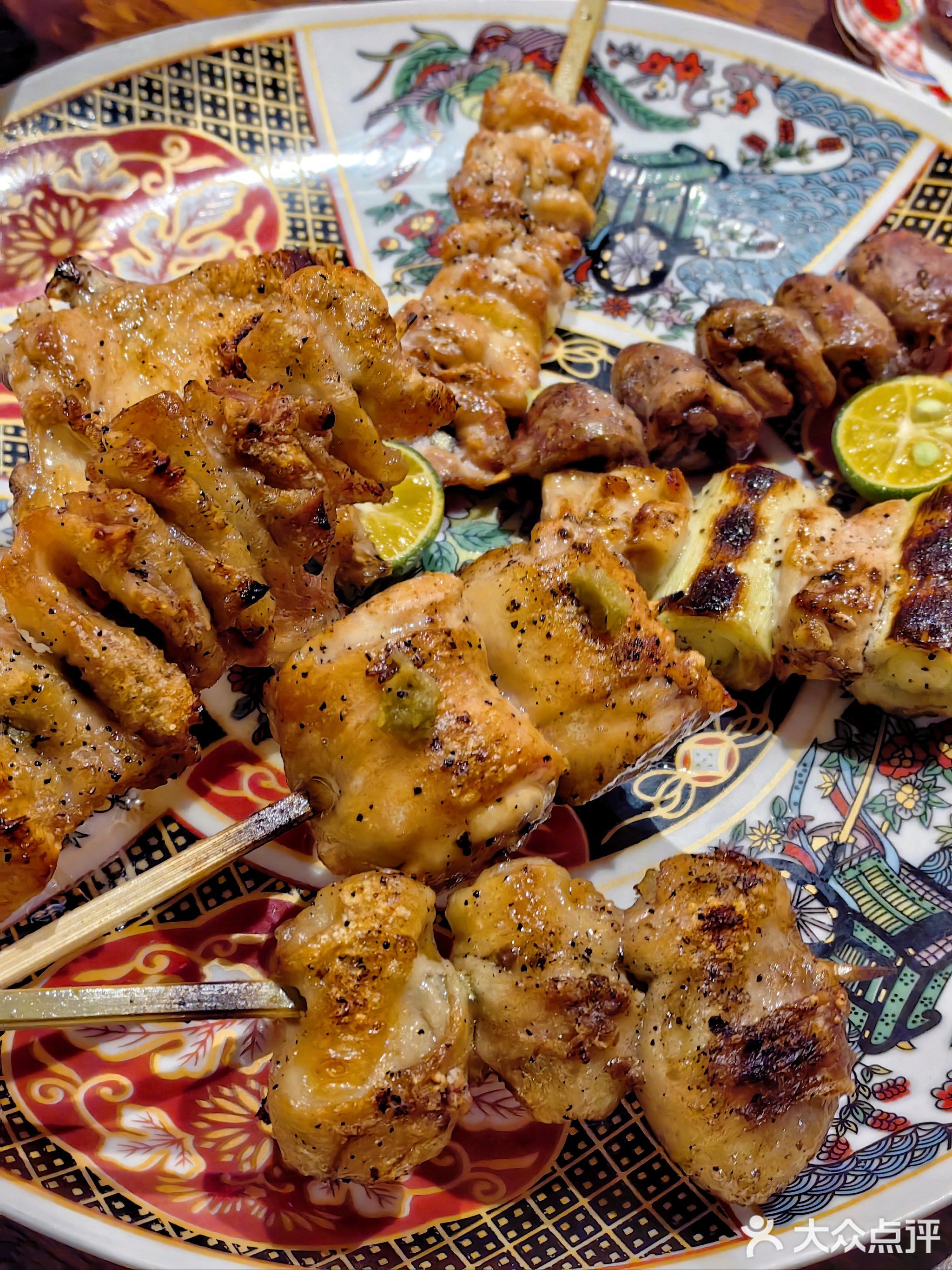 吞吞壹猫烧肉酒馆(华贸店)