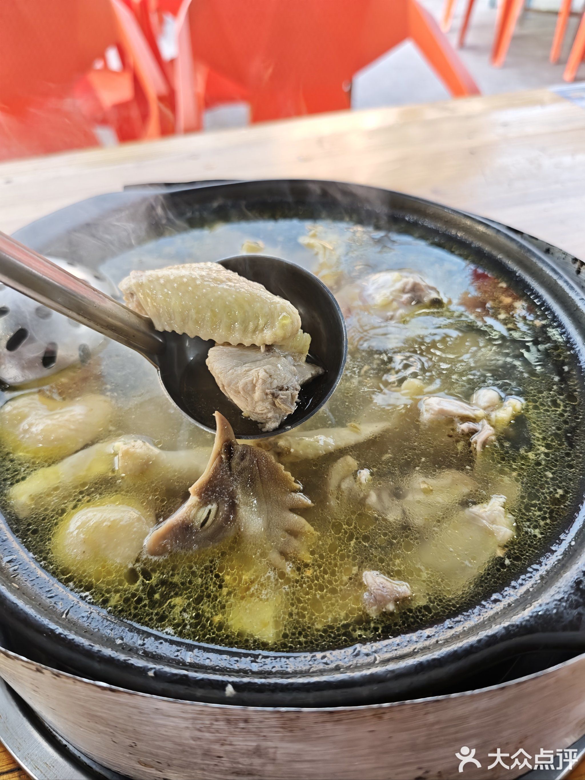 陆叔鸡煲(龙腾路店)