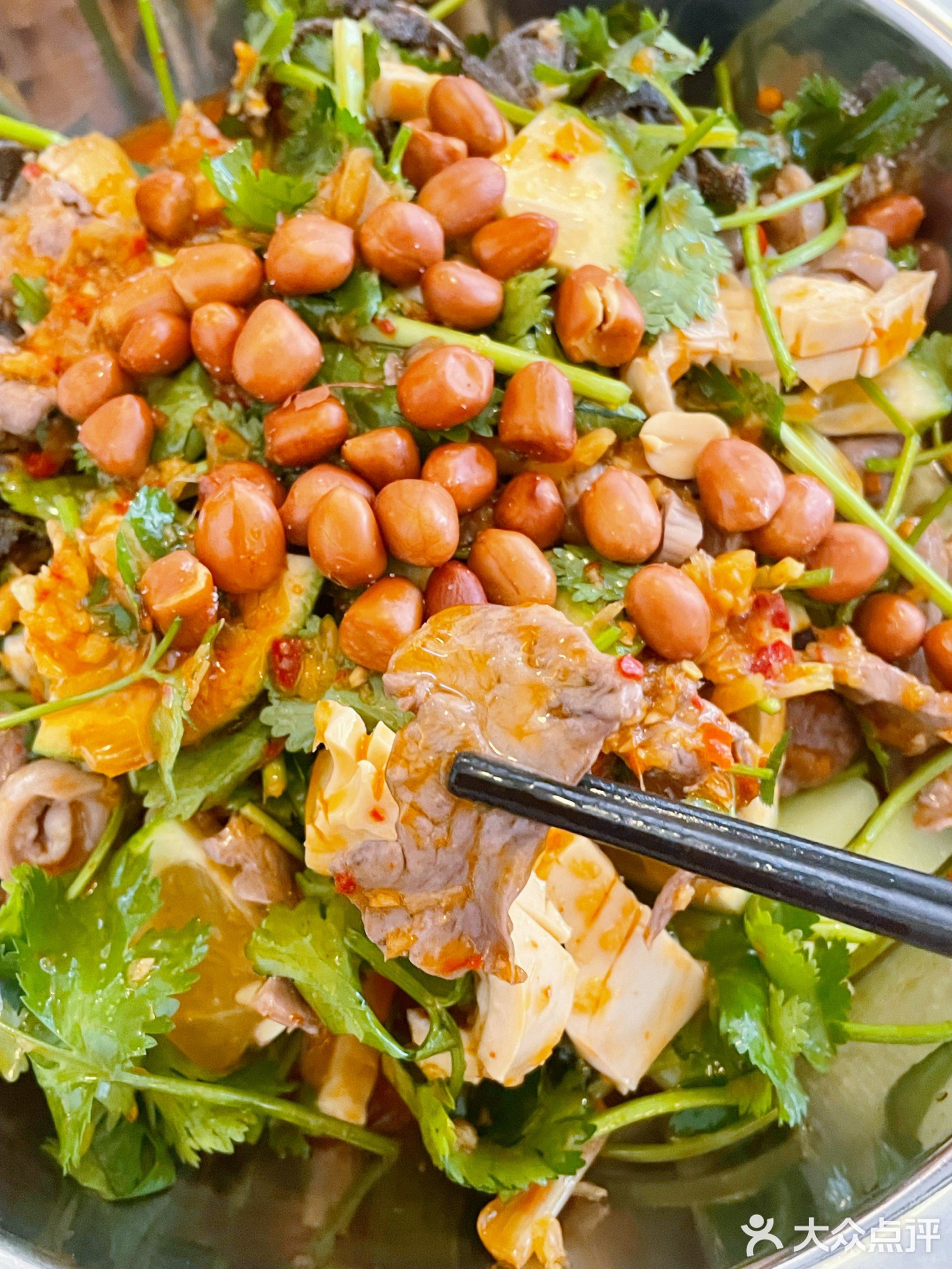 凌记牛杂火锅城