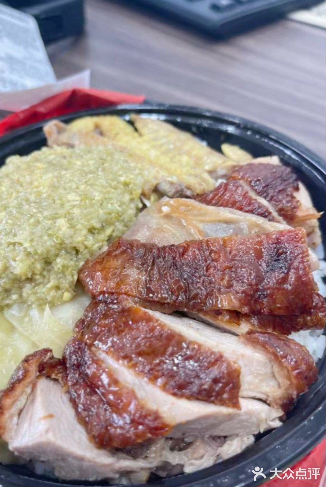 洪兴广式烧鹅饭(中国水电大厦店)