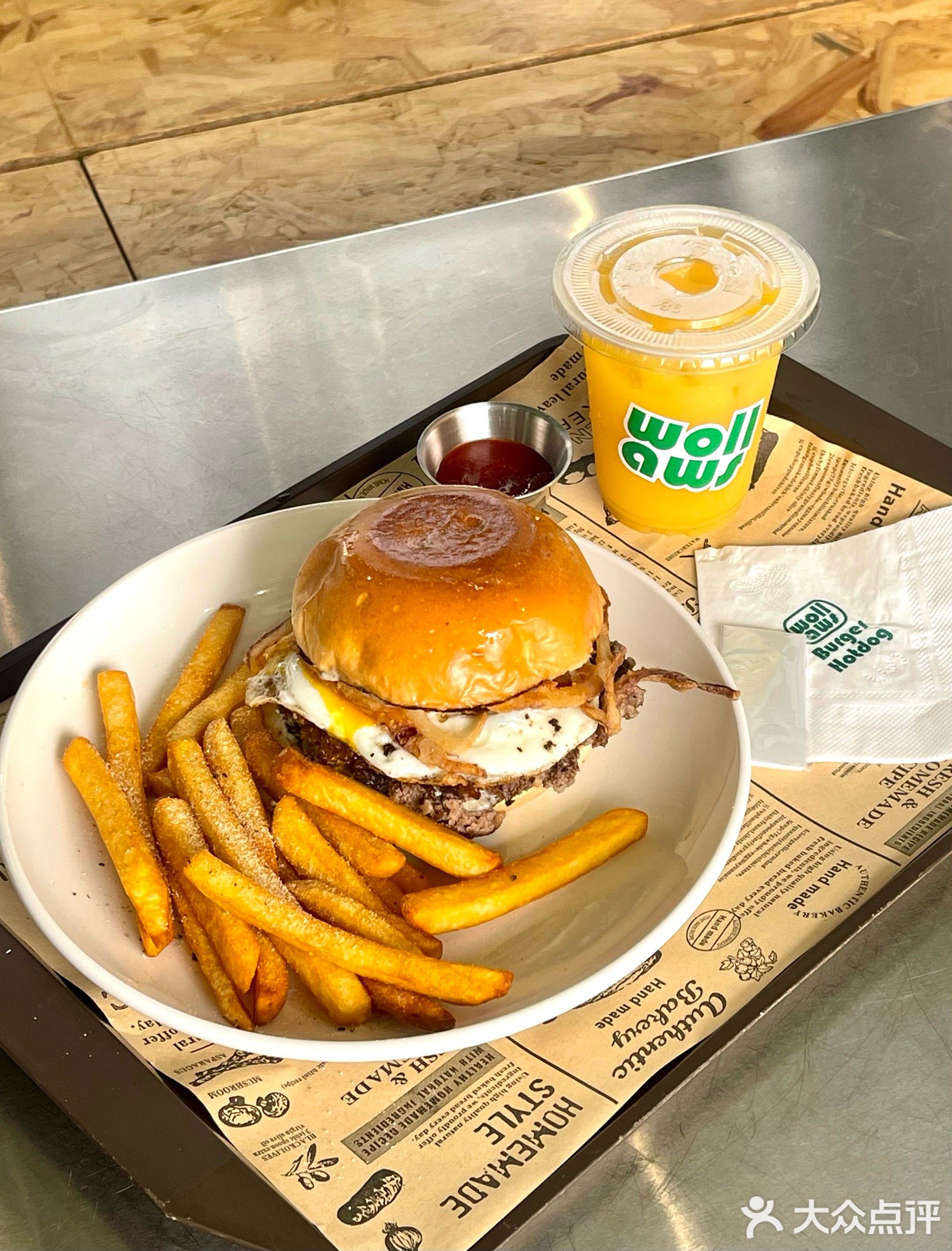 WOLLAWS BURGER吞咽汉堡