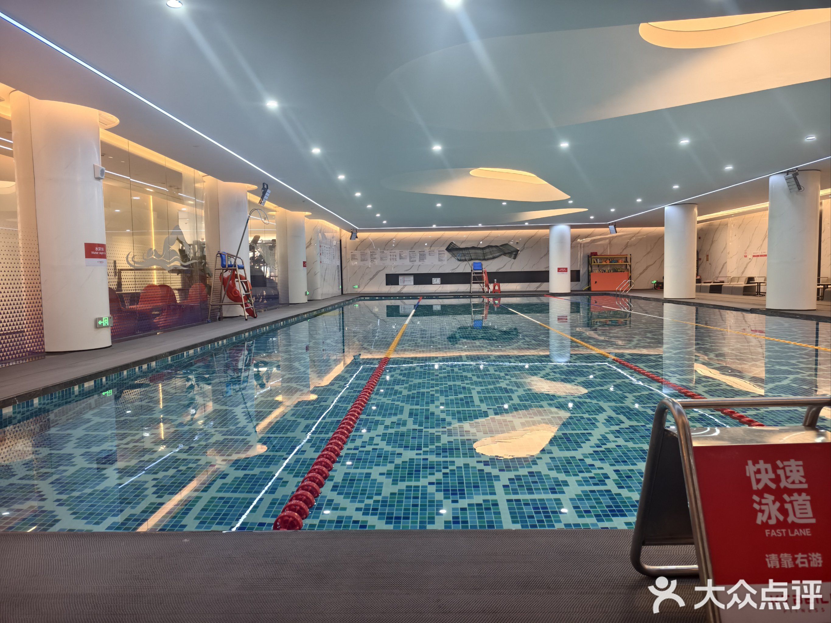 康体贝力游泳健身(松湖云城店)