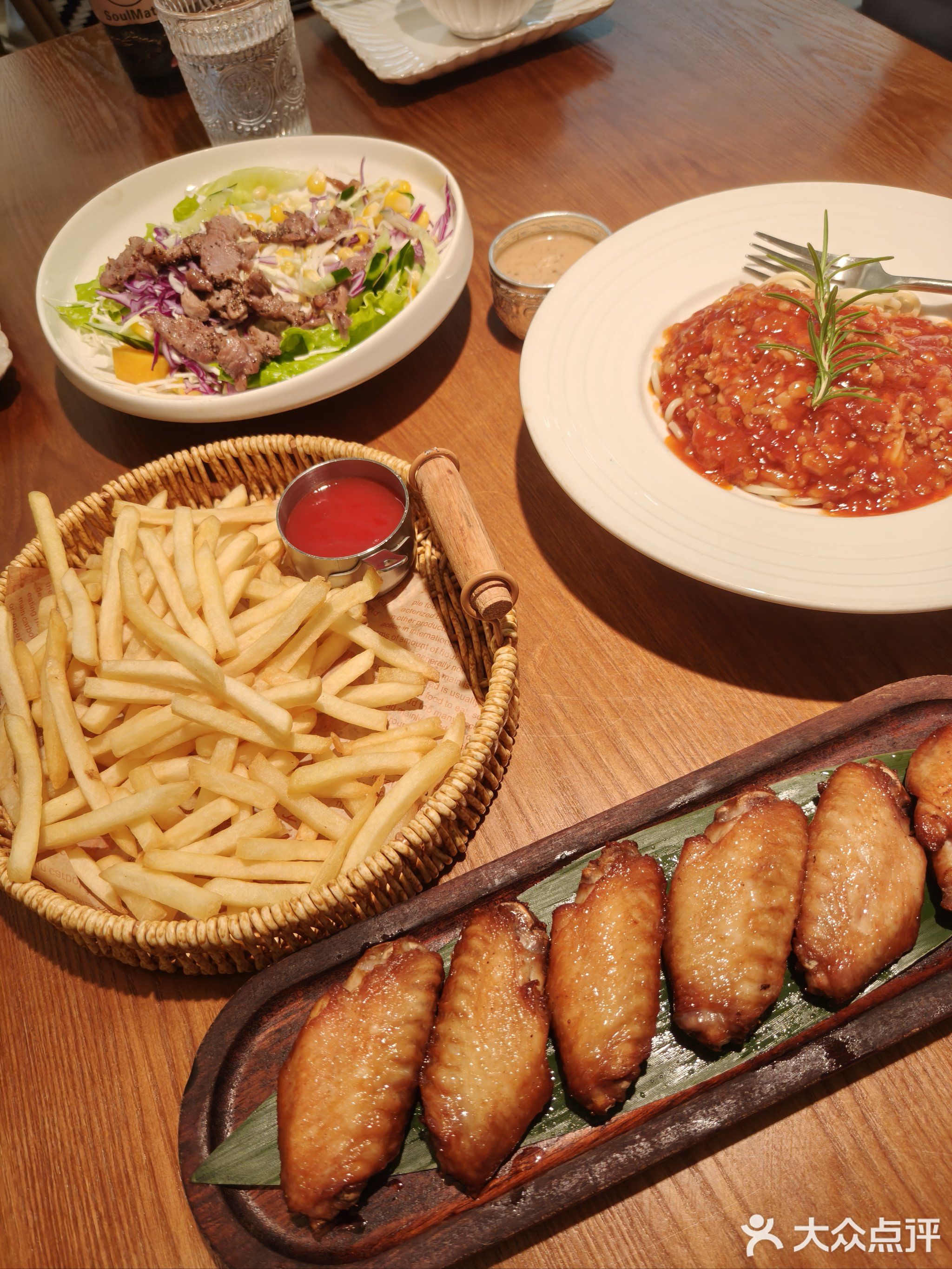 初燕遇·无界餐厅(屋仔村店)