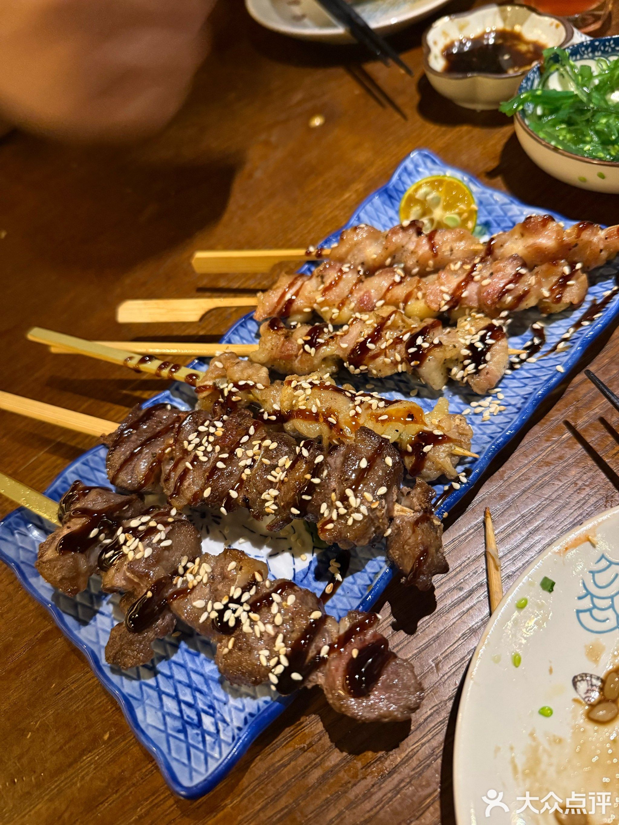 超极串·烧鸟·寿司·居酒屋