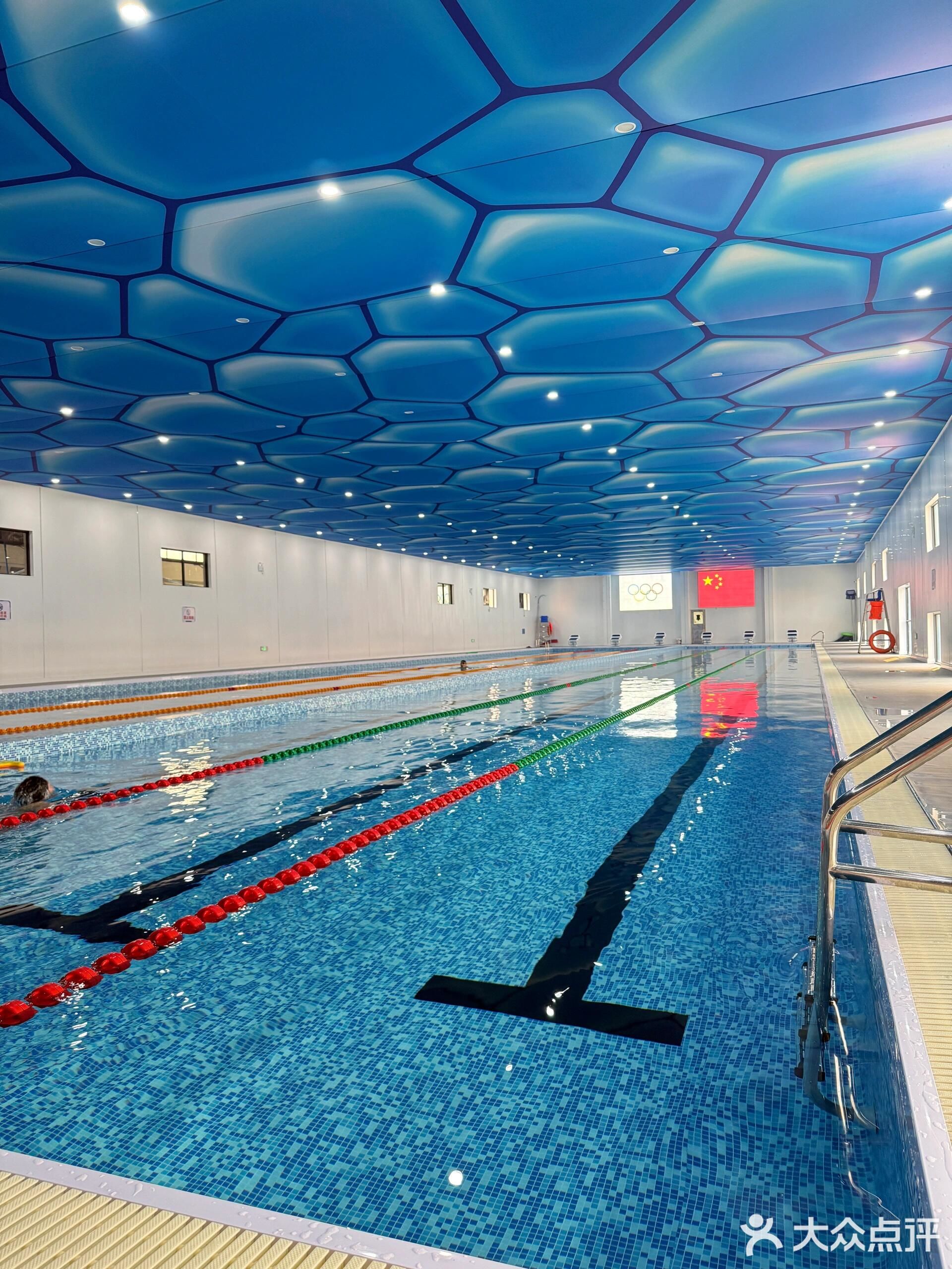 广西警察学院游泳馆