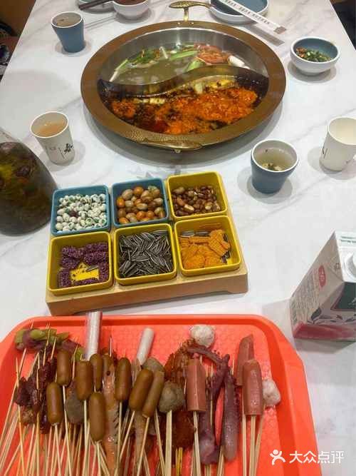 清真香海湾串串香火锅
