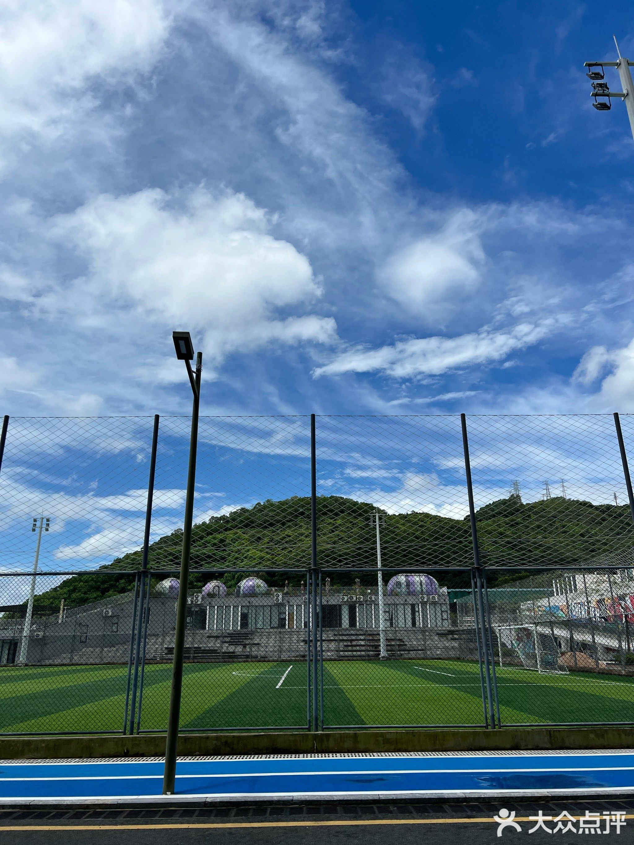 深圳地铁文体公园网球场