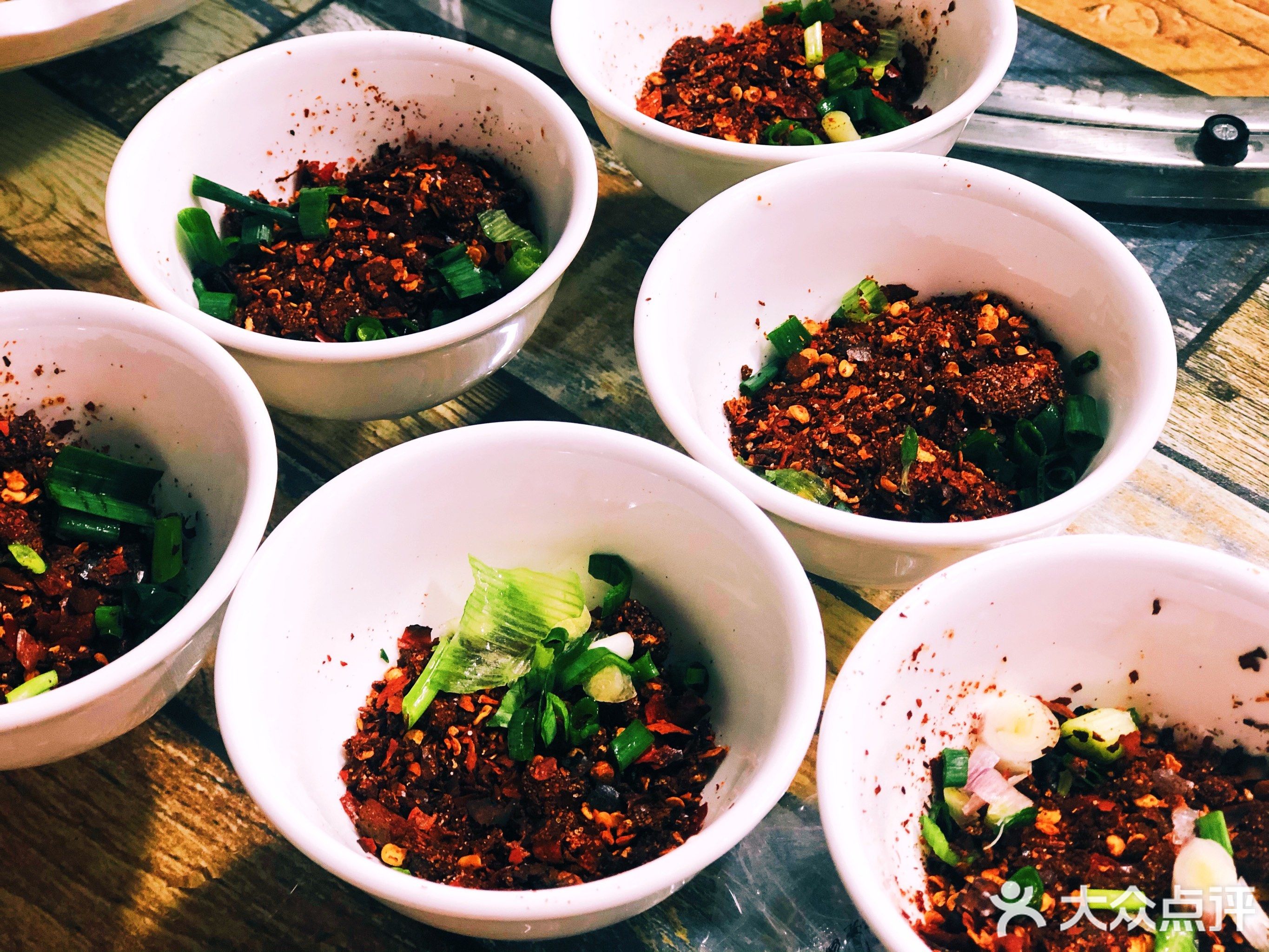 老塔石(羊瘪蝴蝶谷店)