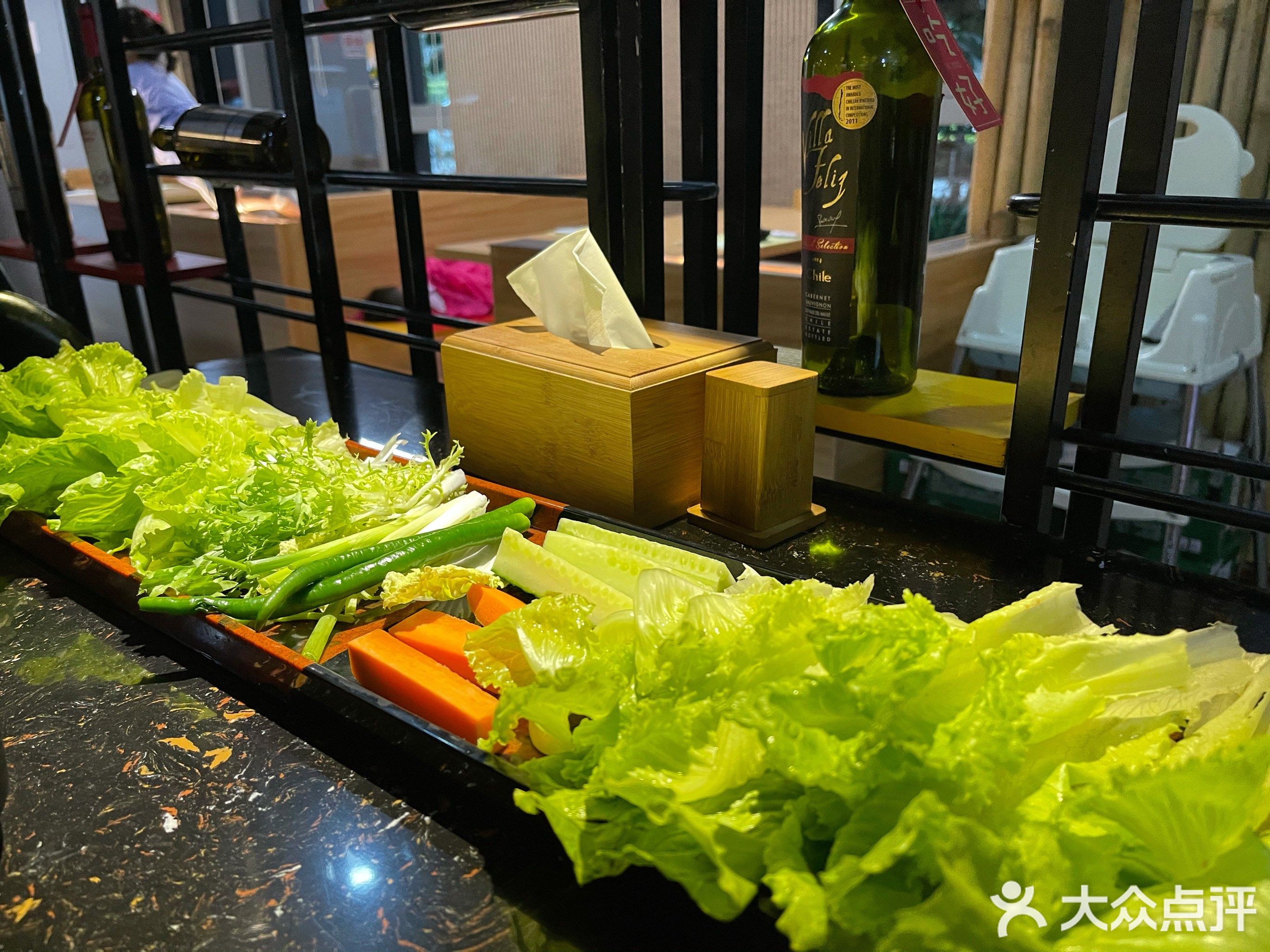 无穹花韩国料理炭火烤肉(迎宾路中铁广场店)