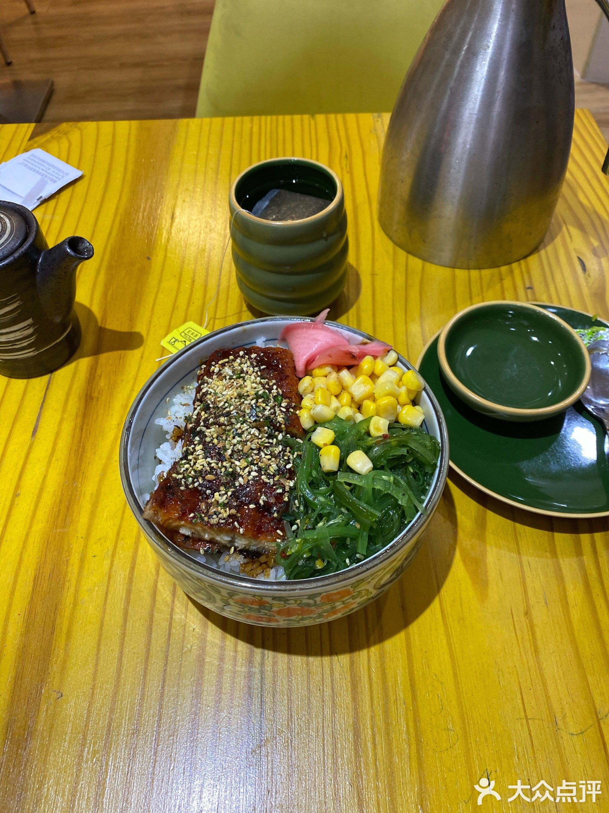 海边的寿司店(大梅沙8号仓奥特莱斯店)