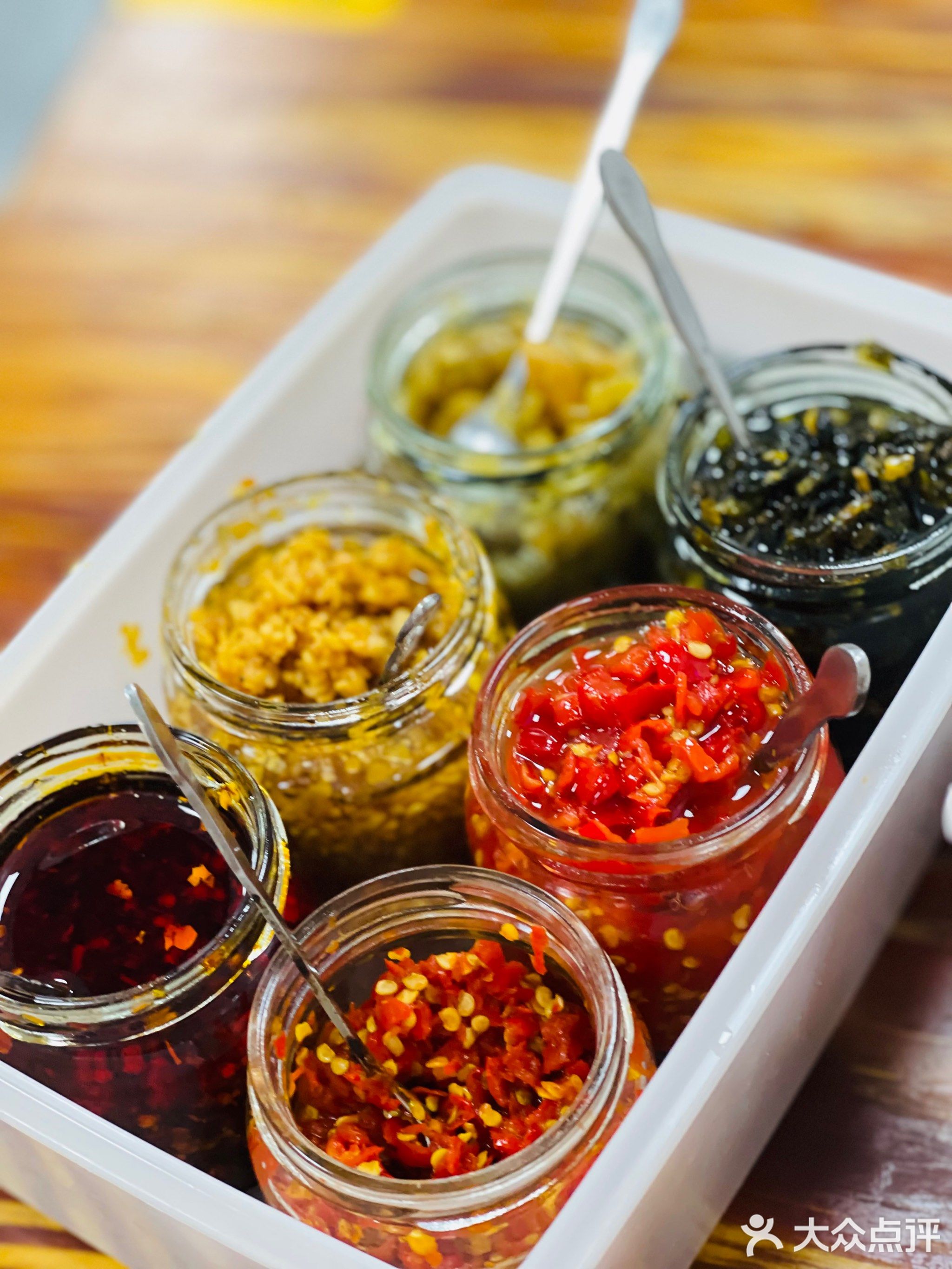 林新美潮汕汤粉店