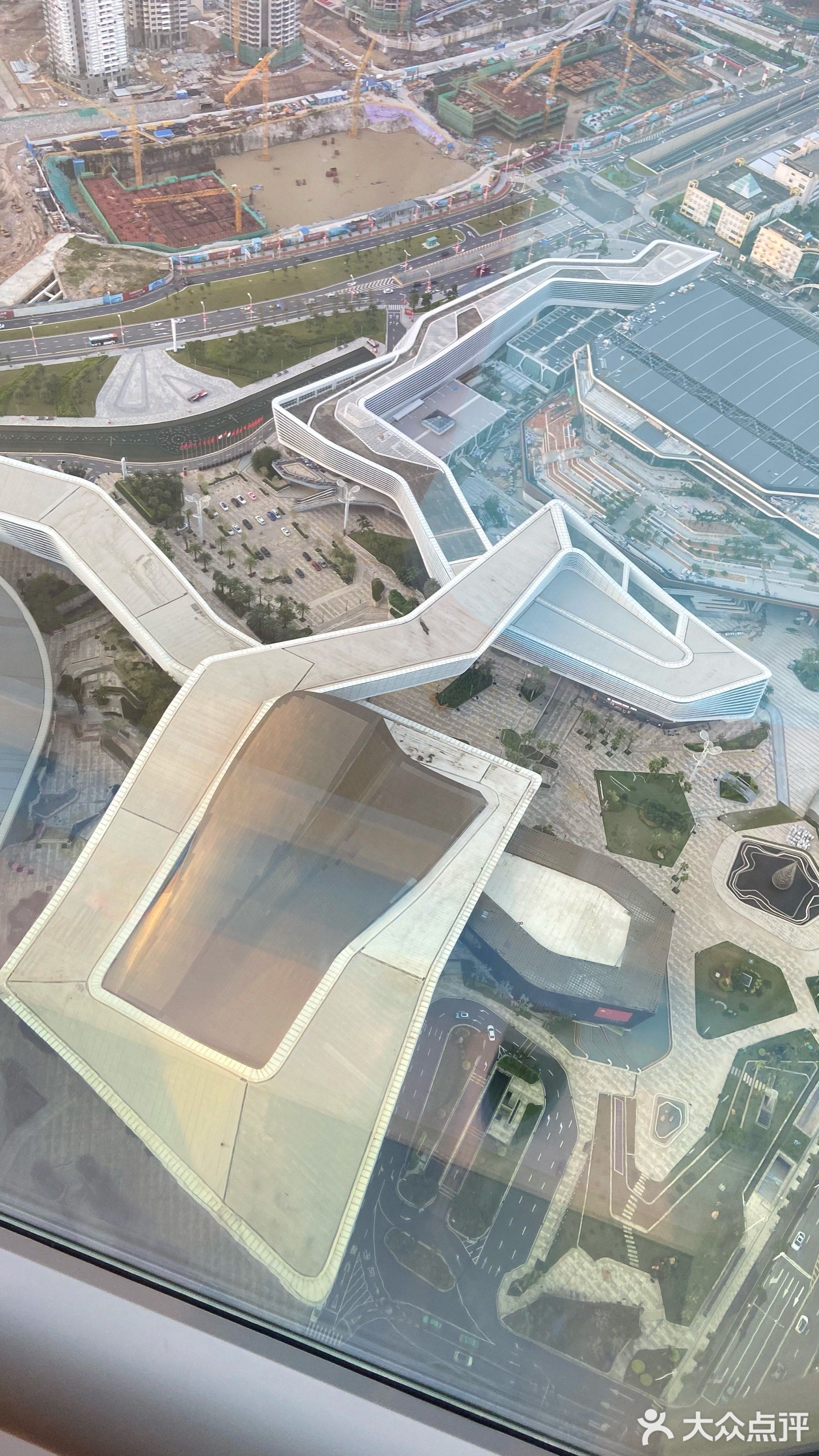 珠海瑞吉酒店游泳池