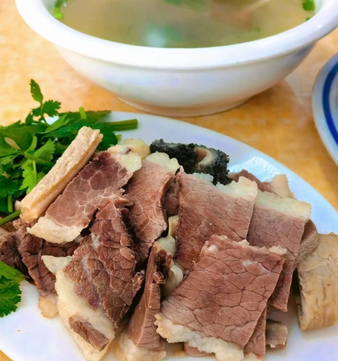 吴川美食(双山一路店)