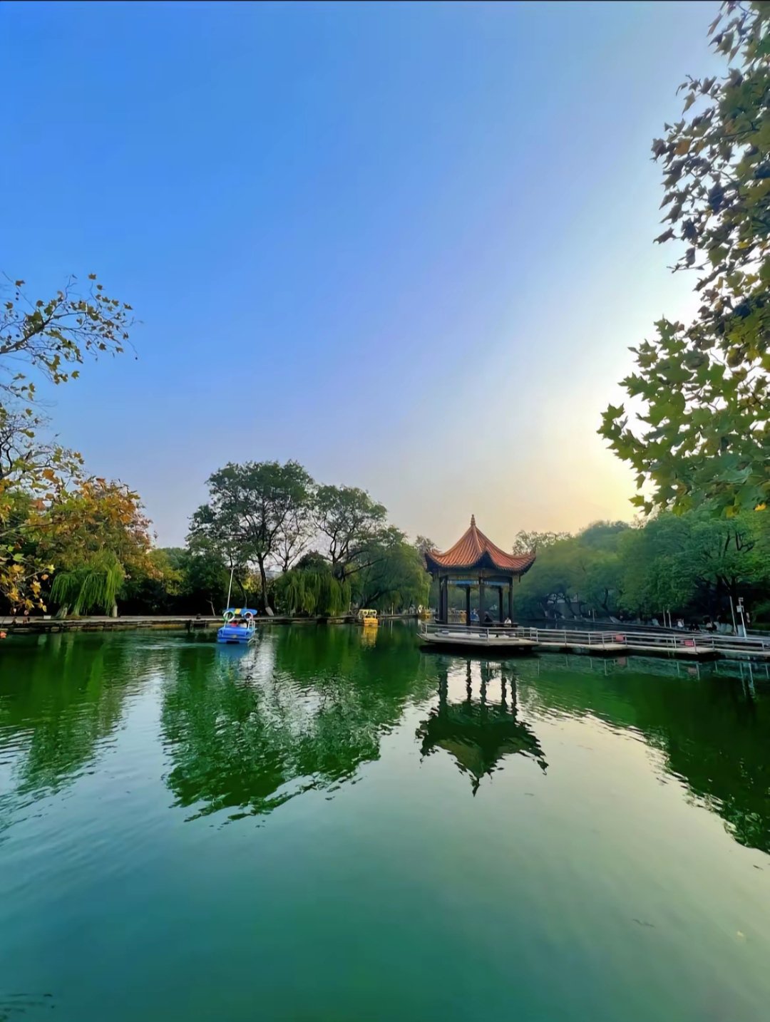 文明湖