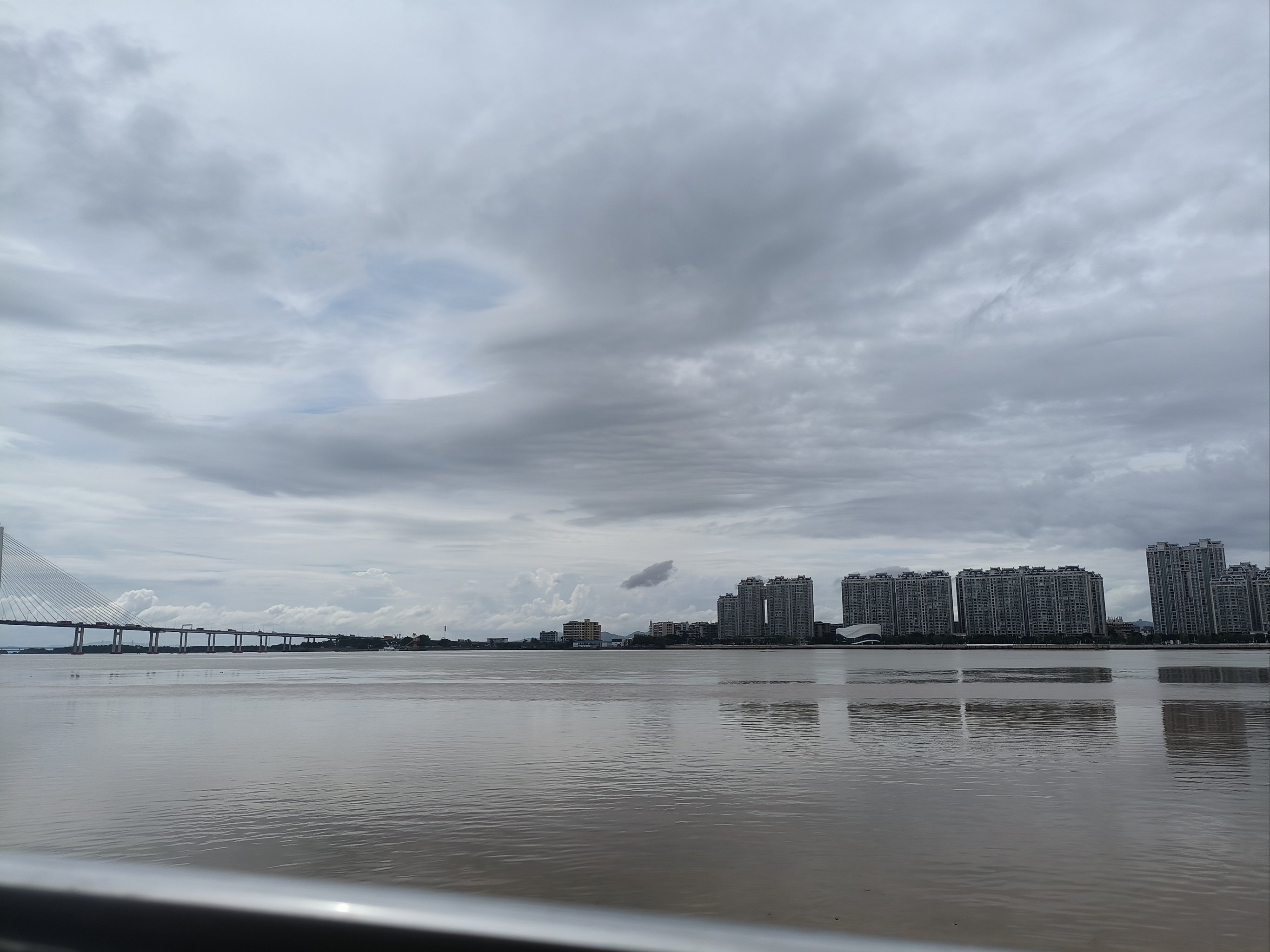 渡头轮渡