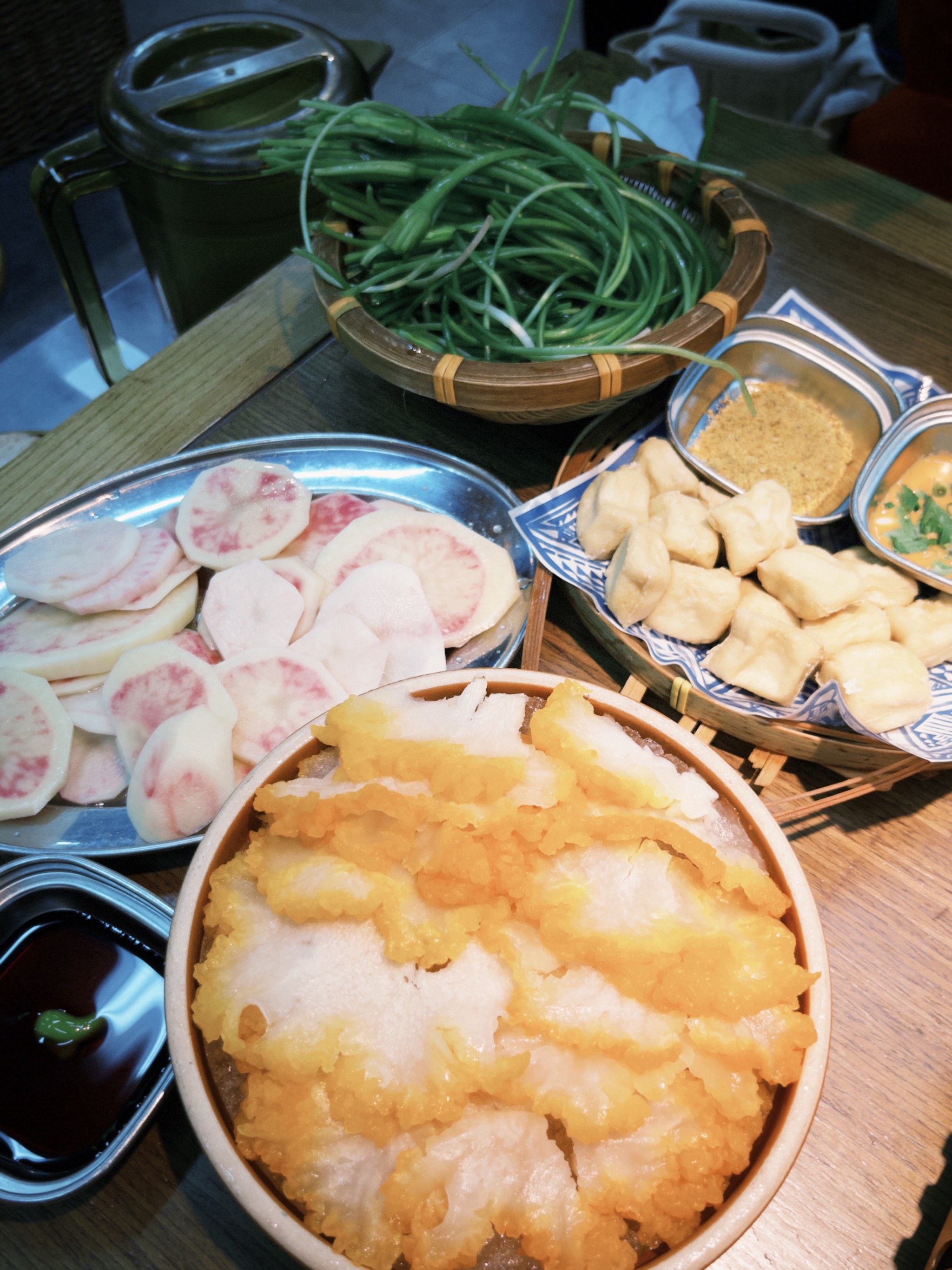 四季鲜菌子火锅