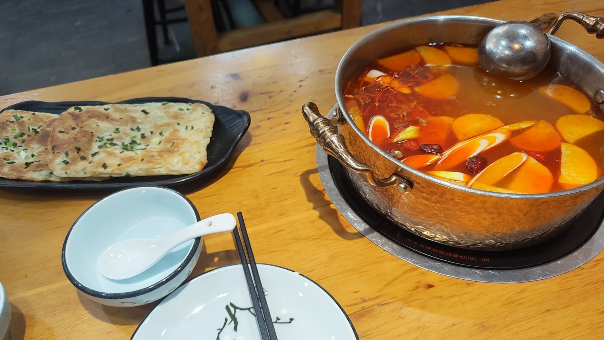 爆称麻锅碳谴堪辣火