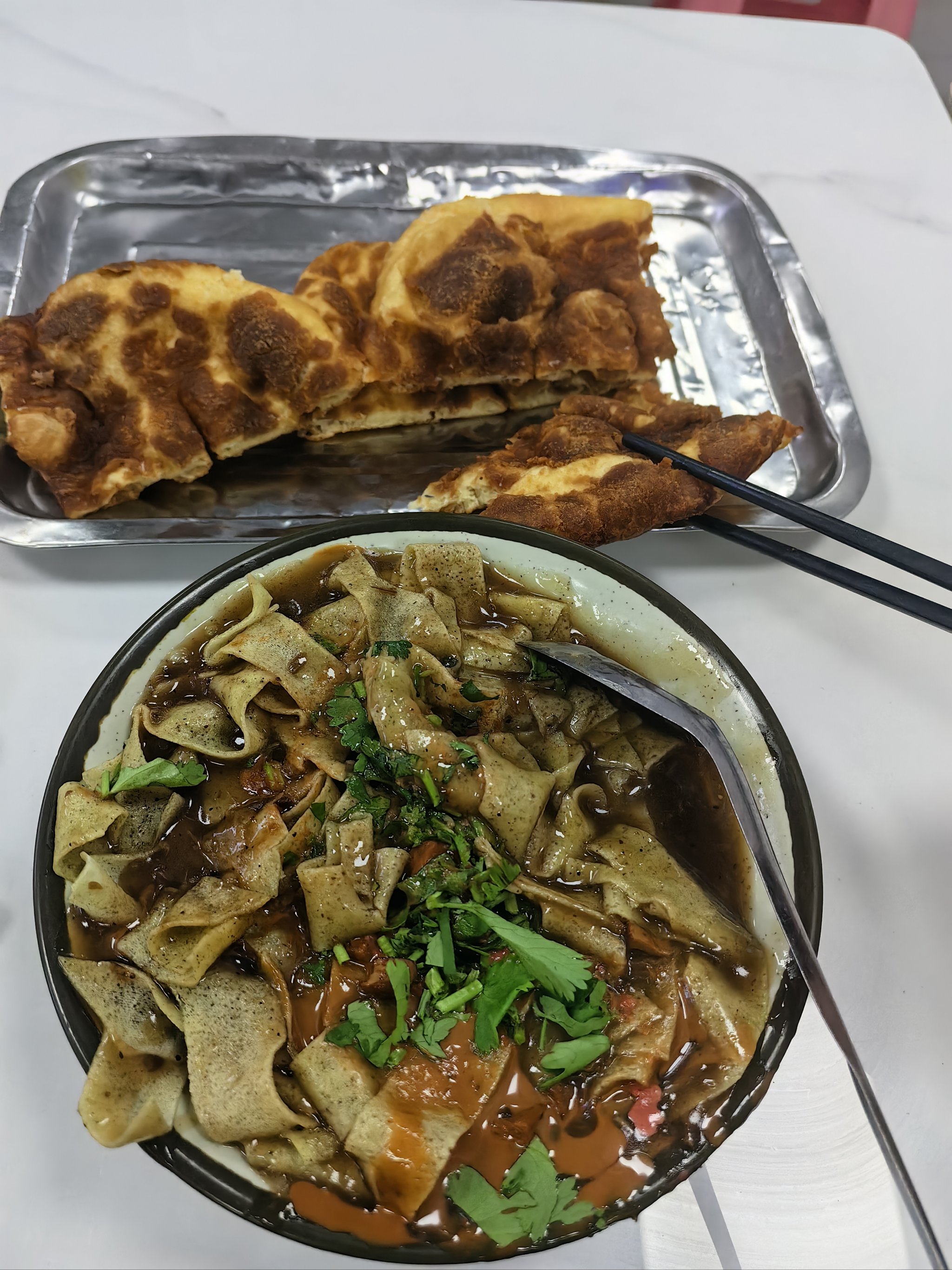西北角为民小吃店