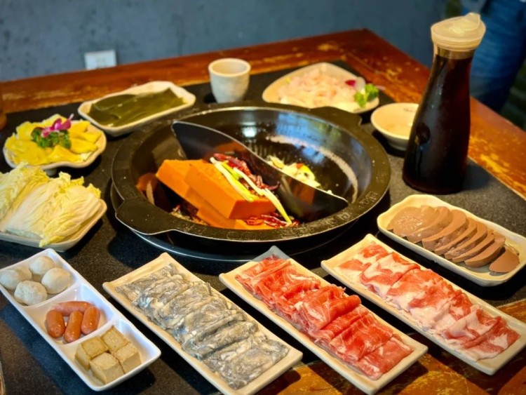 渝人码头火锅(海甸岛二东路店)