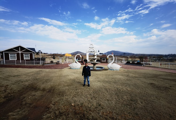 尖山湖逸趣园