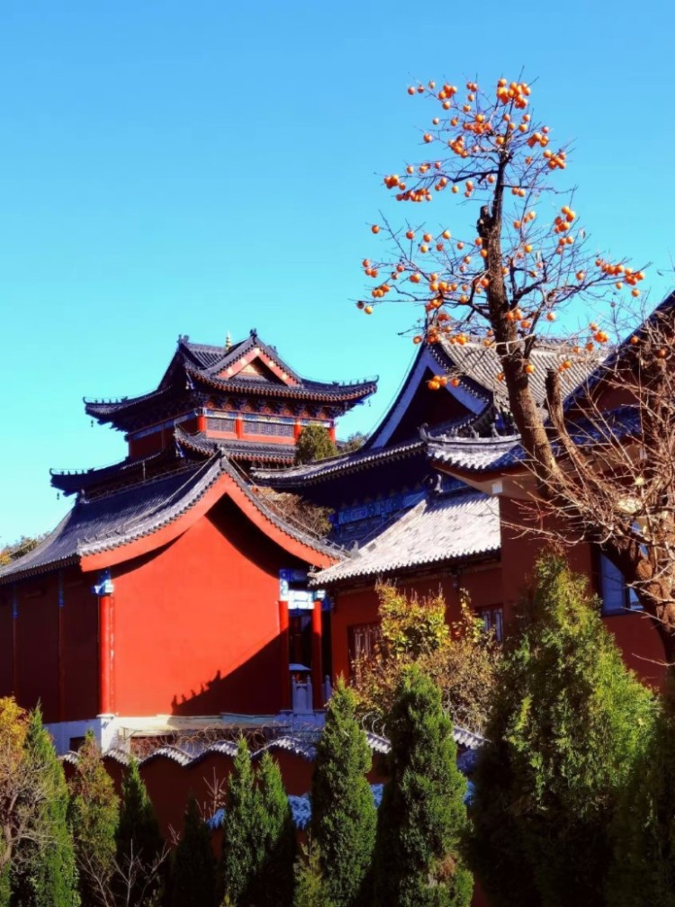 八宝灵山寺