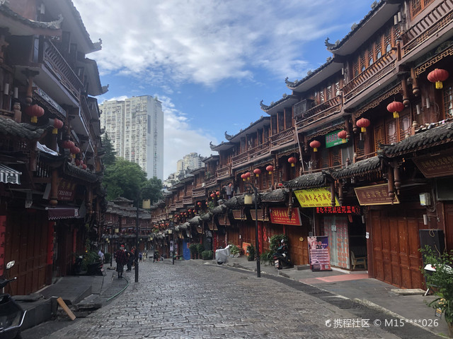黔南民族师范学院附属中学