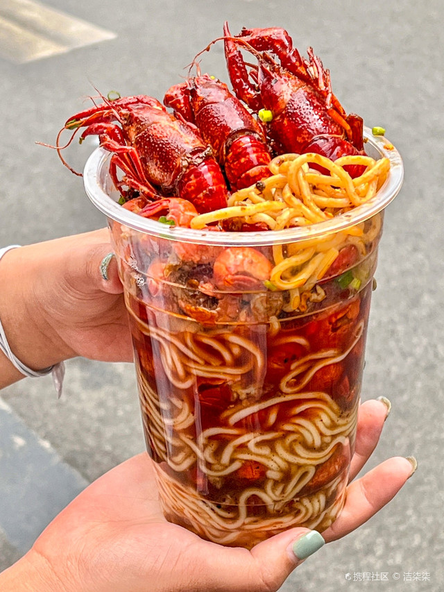 清真·马记海鲜烧烤戳子肉大排档(台东七路店)