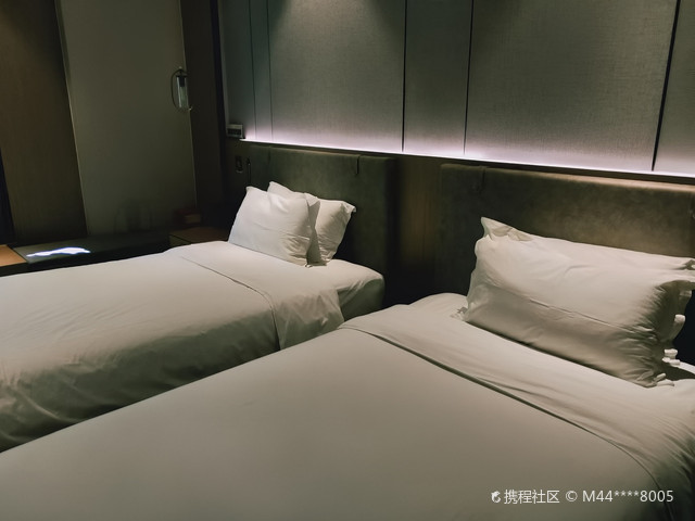 银泰购物中心