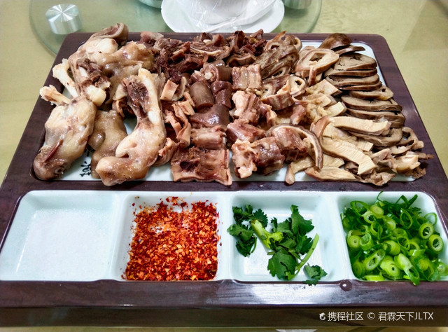 露水河镇