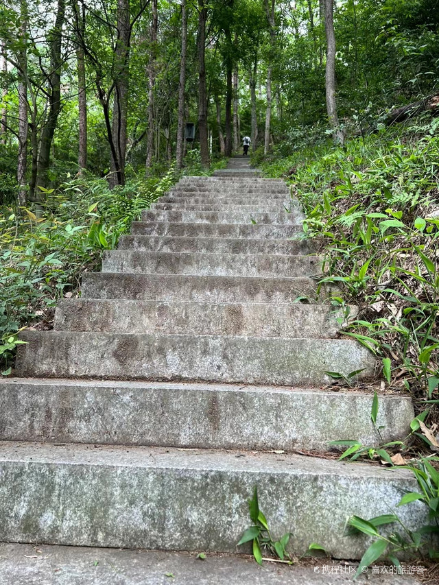 咸宁潜山寺
