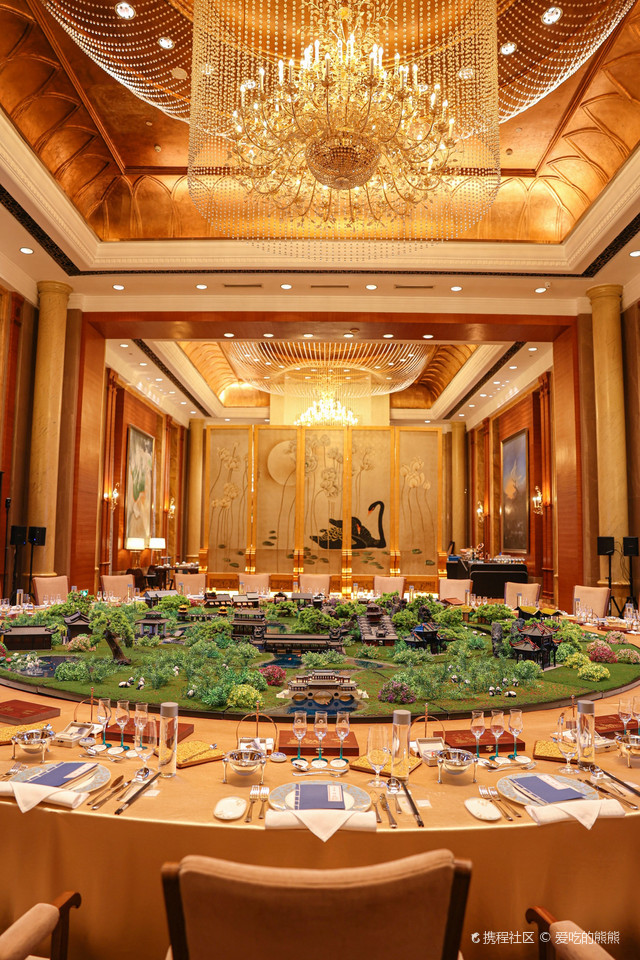 龙轩中餐厅(成都世纪城天堂洲际大饭店)