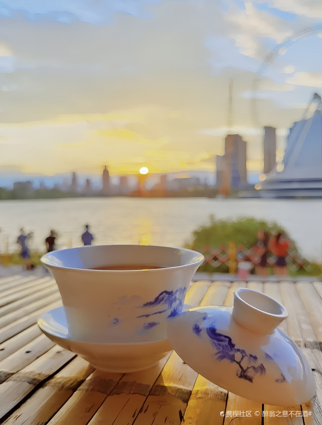 一鉴湖城茶馆