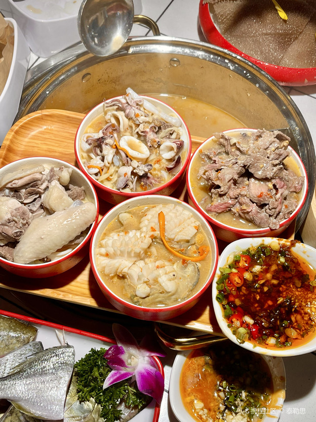 琼姐糟粕醋火锅·文昌椰子鸡·海鲜火锅(海秀东路店)