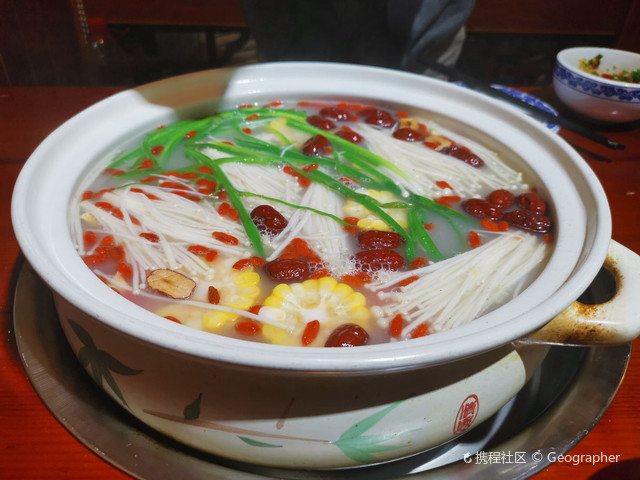 吴记斑鱼(巴塘县店)