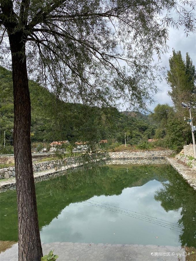 山沟沟民宿