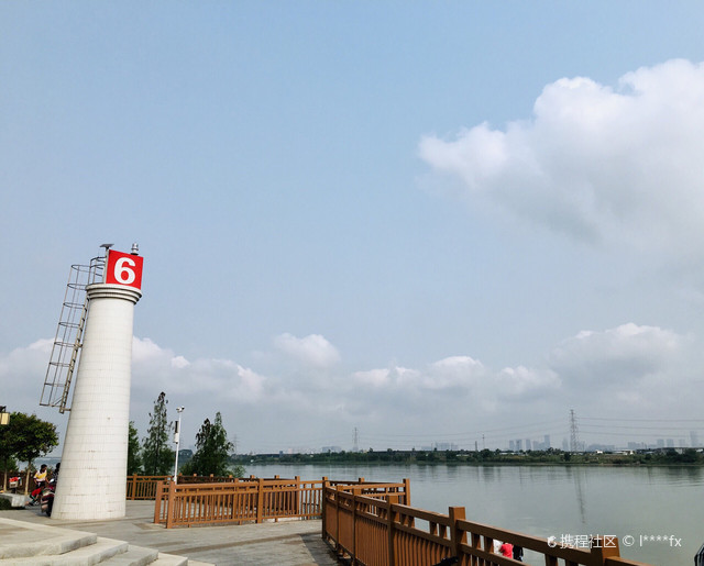 黄连滨水公园